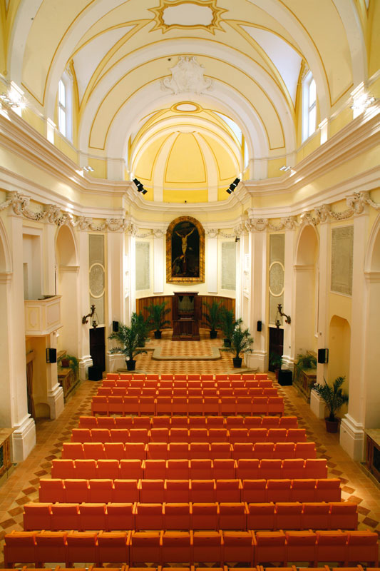 Auditorium Ferdinando Scarfiotti. Foto tratta dal libro “Il fascino della Storia il Respiro del Mare. Potenza Picena” edito dal Comune di Potenza Picena e curato da Renza Baiocco.